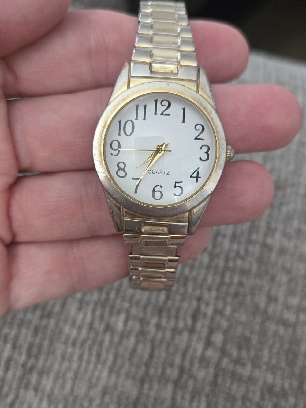 Women's Quartz Watch Gold & Silver Tone Stretch Band
